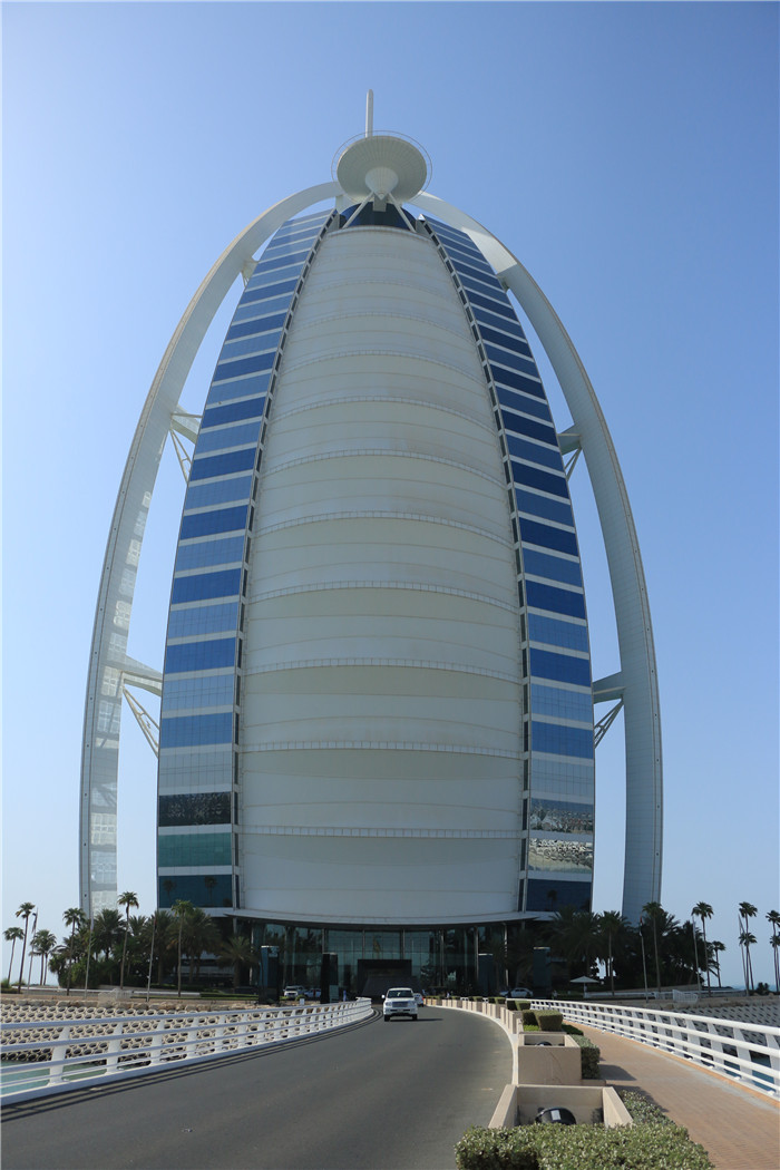 阿拉伯塔(Burj Al-Arab)酒店