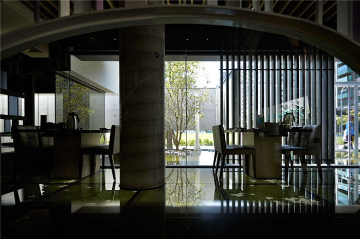 充满质感的简约日式餐厅室内设计方案