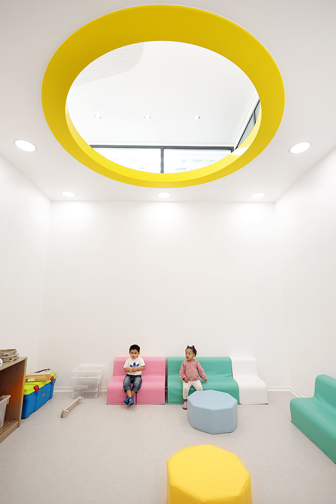 郑州幼儿园设计公司分享国外创意童趣托儿中心设计方案