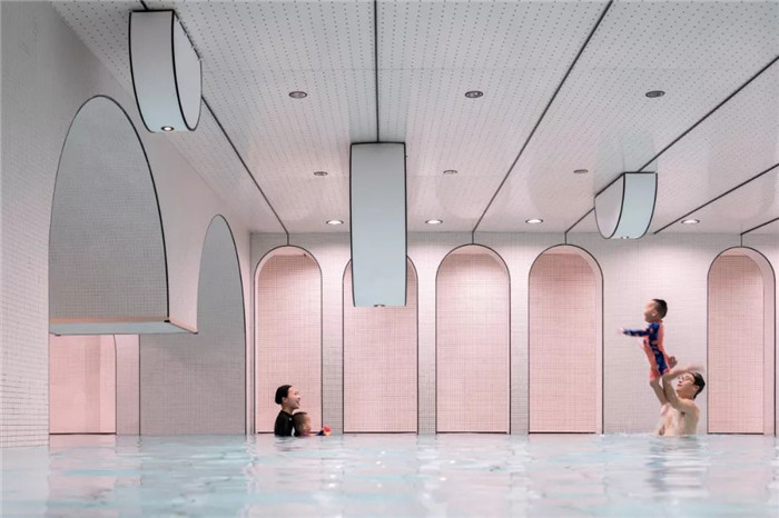 最新超惊艳的梦幻城堡主题亲子游泳中心设计