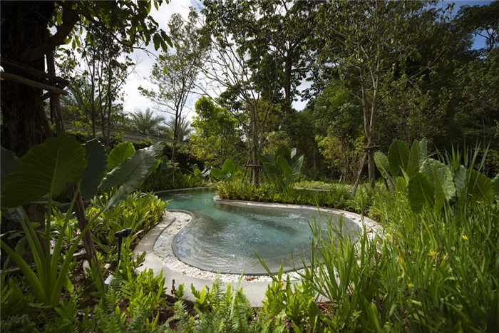 家庭泳池区设计-国外网红度假酒店设计  Labaris酒店景观设计方案