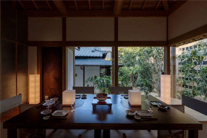 郑州勃朗设计分享Azumi现代风格日式旅馆设计