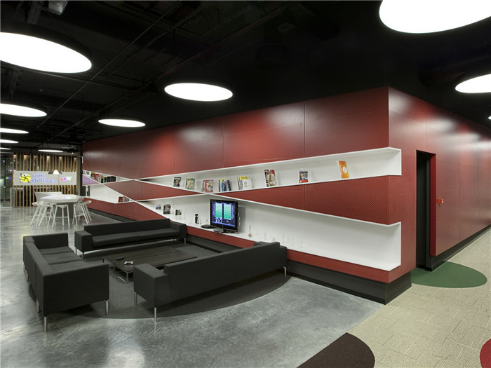  E-Bay公司现代特色办公室空间设计
