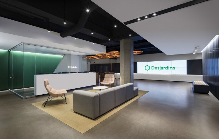 勃朗分享Desjardins金融集团办公室设计方案