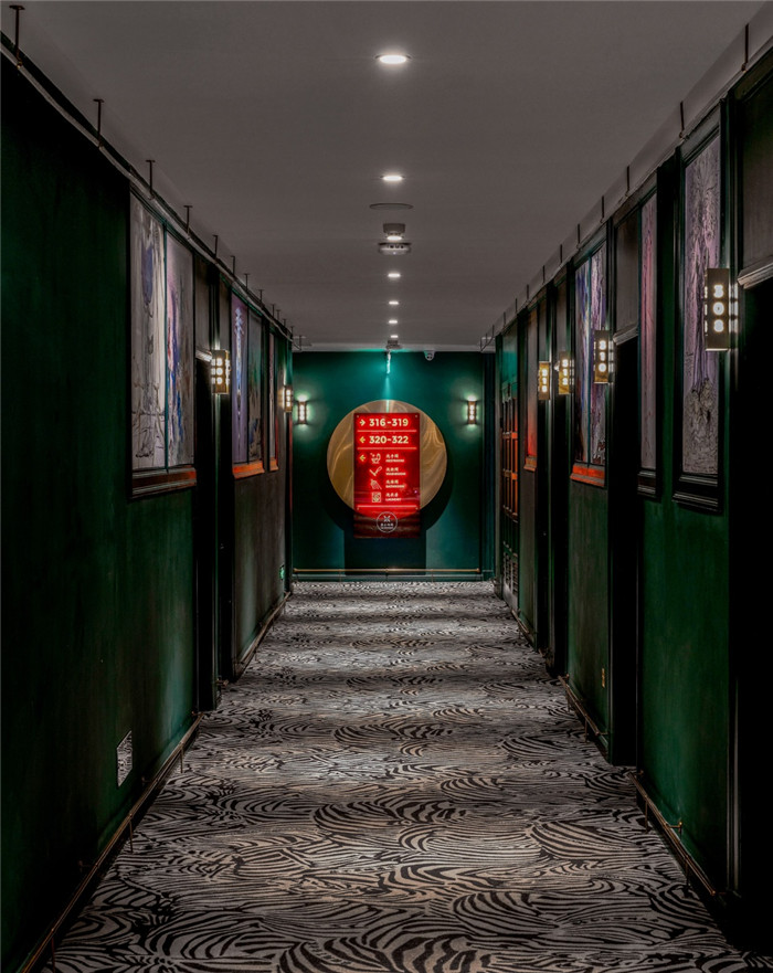 酒店走廊设计-美式古典洋房化身精品青年酒店设计案例