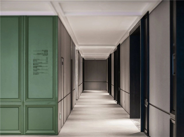 客房走廊设计-深圳英威斯顿现代工业风精品酒店设计案例