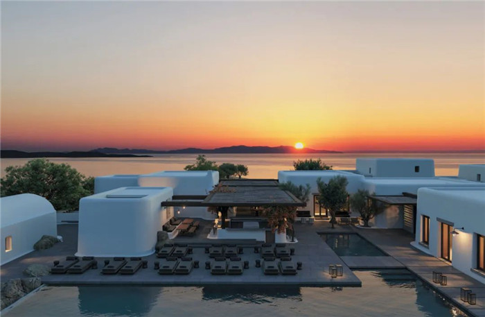 希腊Kalesma现代主义侘寂风度假酒店设计案例