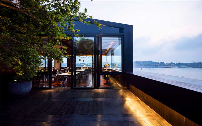高端海鲜餐厅设计推荐：叁樓伴·金鍋海鮮设计